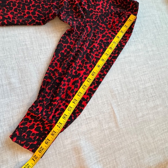 Cleo Petites Red & Black Animal Print Top XL w/ Faux Leather Trim Long Sleeve - Picture 11 of 13